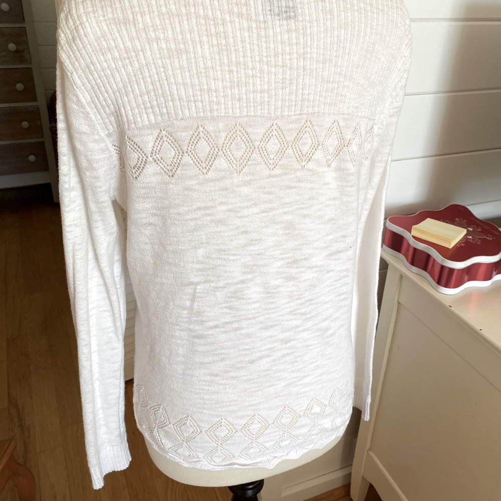 White cardigan - Picture 2 of 5